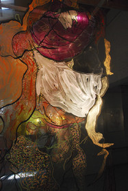 GEANTE TRAVERSEE-touché et dessin en aveuglenumérisation et projection4 feuilles d'acétate de 200 x 90 cmpeinture aux encres sur les 8 facesle tracé aux feutres acryliques16 combinaisons possibles