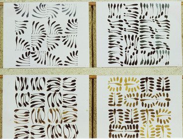 Légende :	dessins préparatoires aux CARRÉS DU DÉSIRDescription :dessins préparatoires aux CARRÉS DU DÉSIR - encres et pinceau chinois - 4 fois 50 x 65ensemble 5 à 8 - 1 80