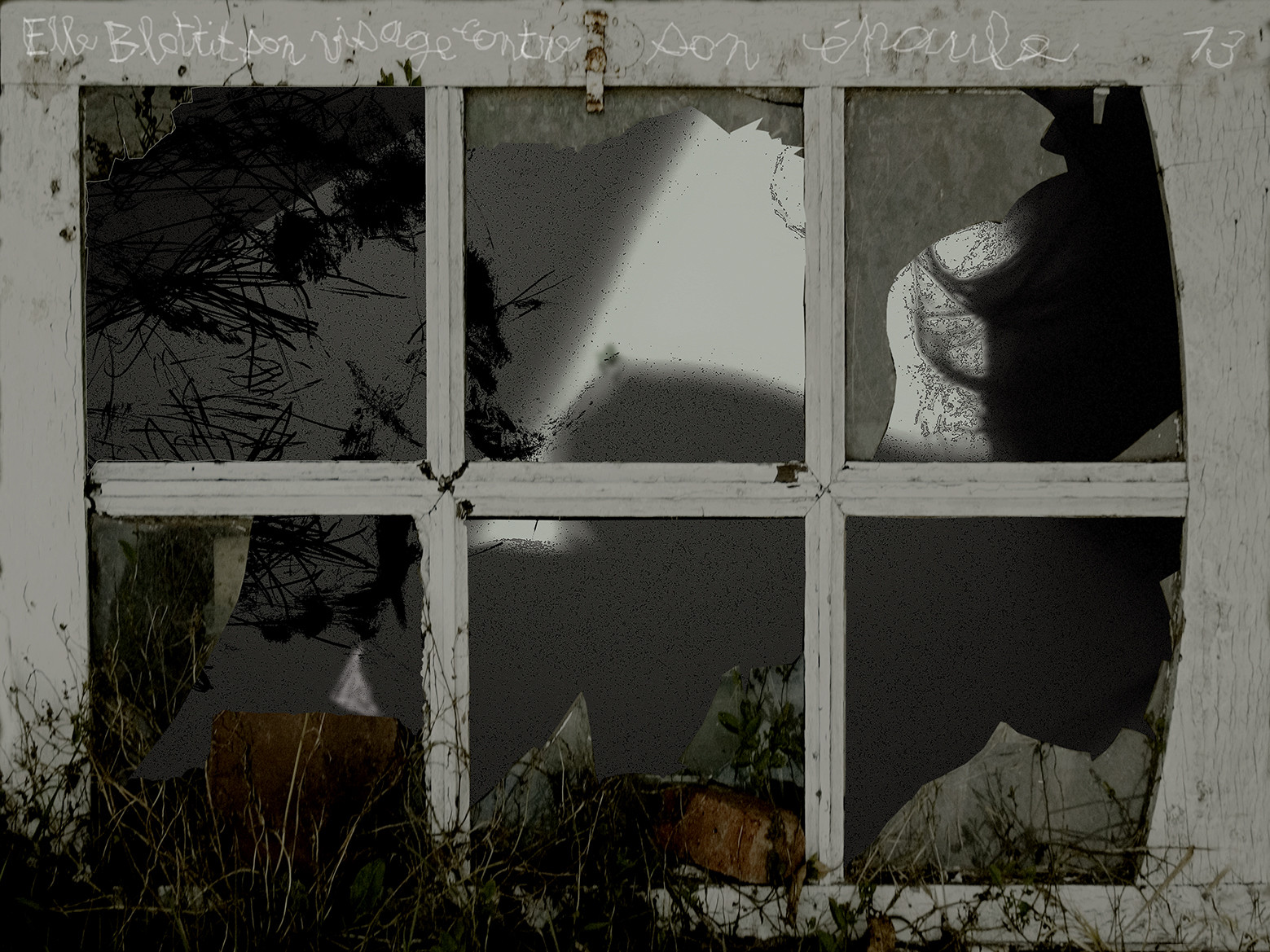 Elle blottit son visage contre son épaule